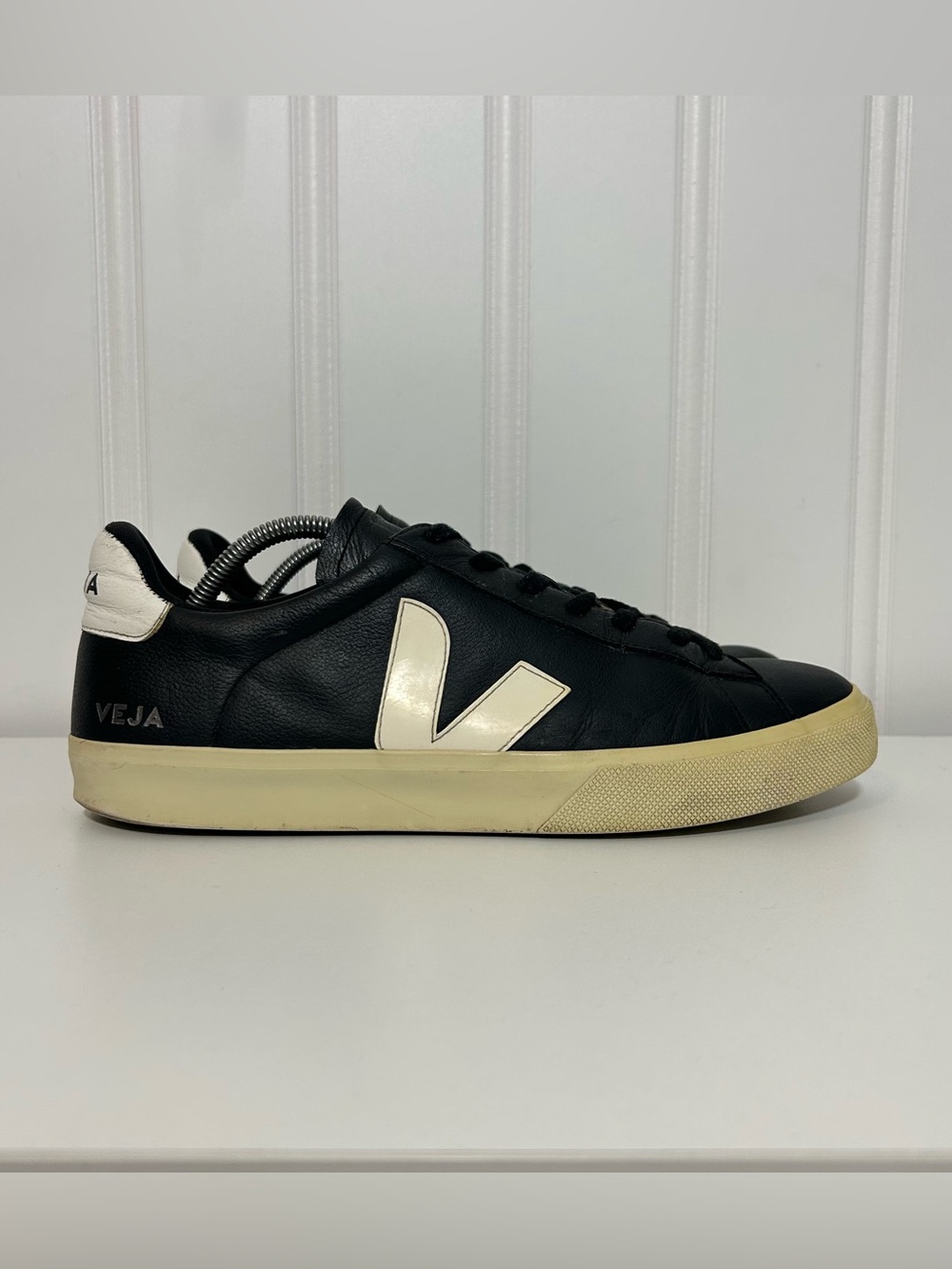 Veja campo Men's Black Leather Sneakers with V Logo